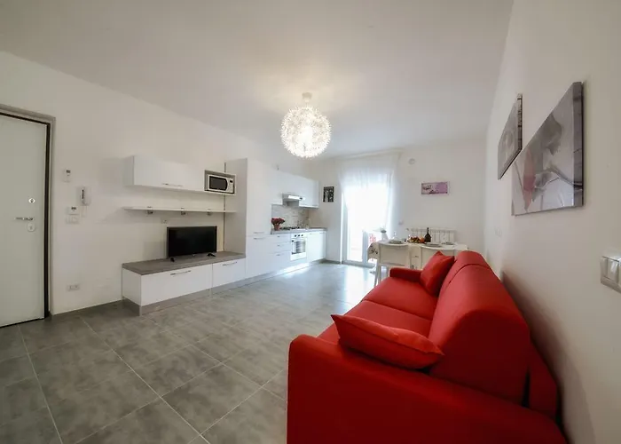 아파트 Cardinal Points